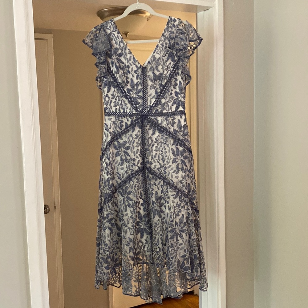 Boutique lace midi dress - blue and white